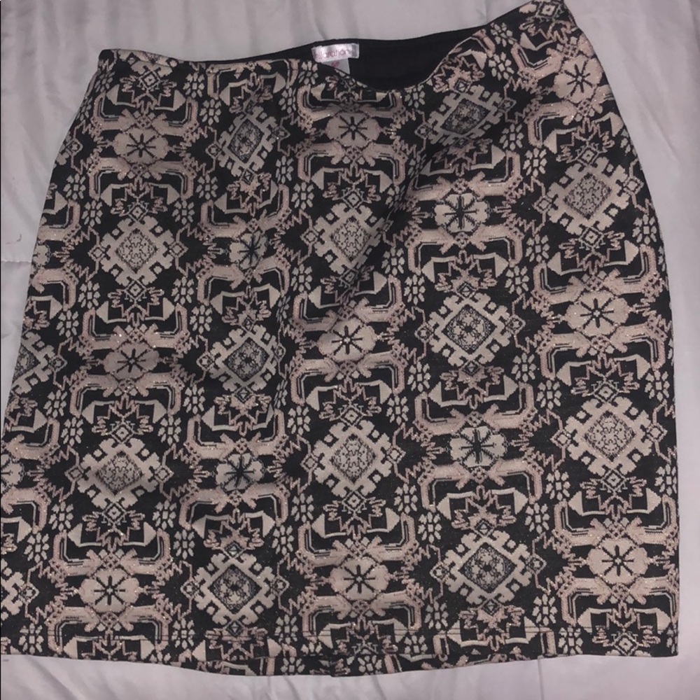 Gold detailed skirt